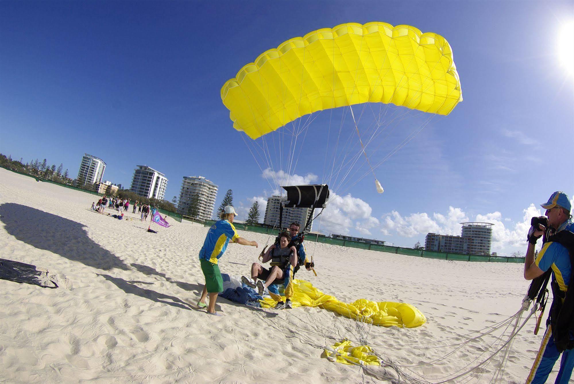 Coolangatta Sands Hotel Экстерьер фото